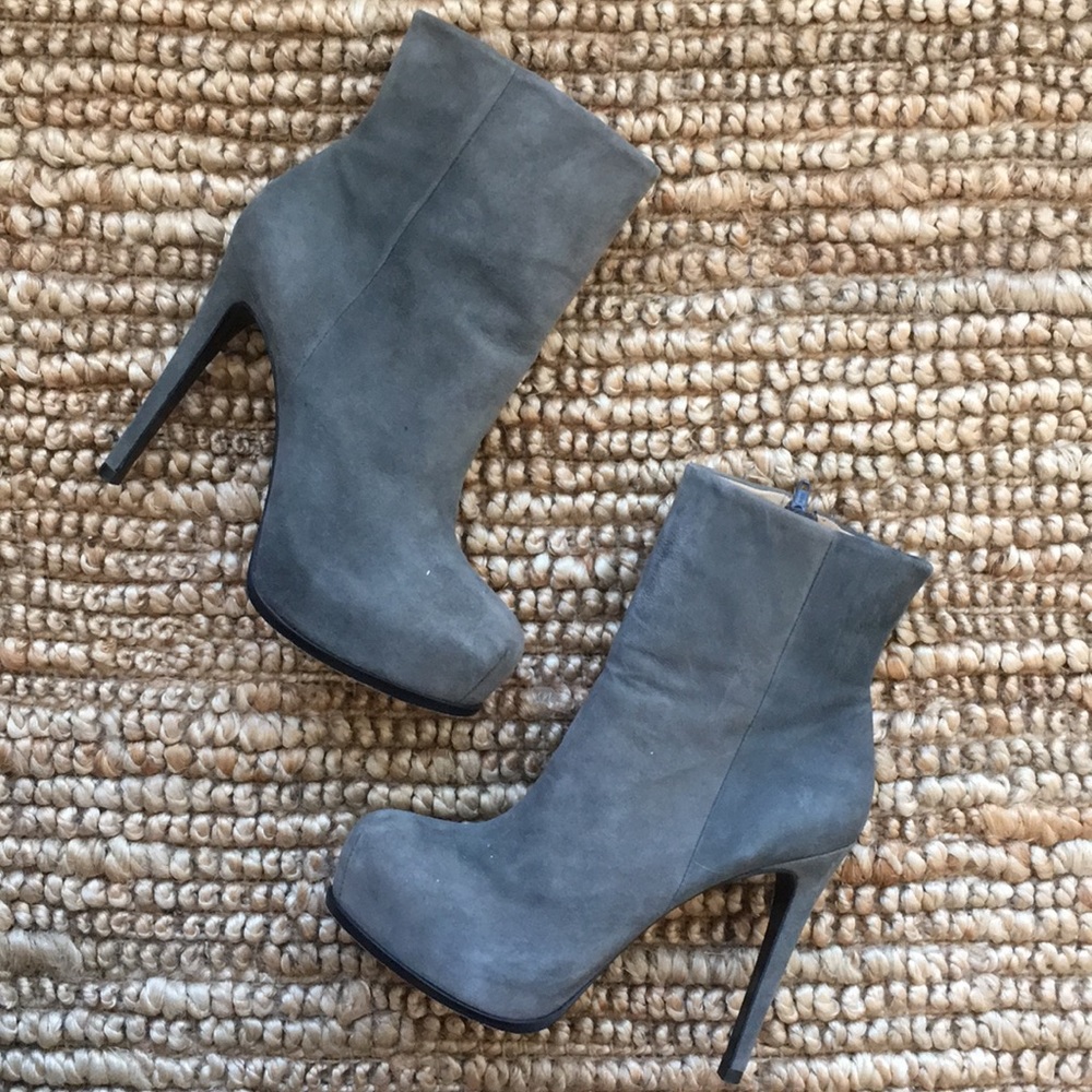 Pour La Victoire booties